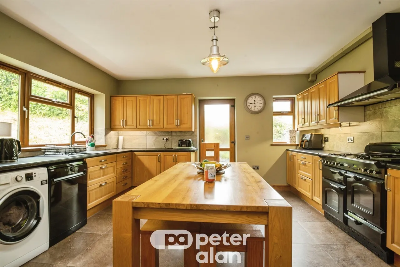 Stoney Road, Pontypool, NP4, photo 4