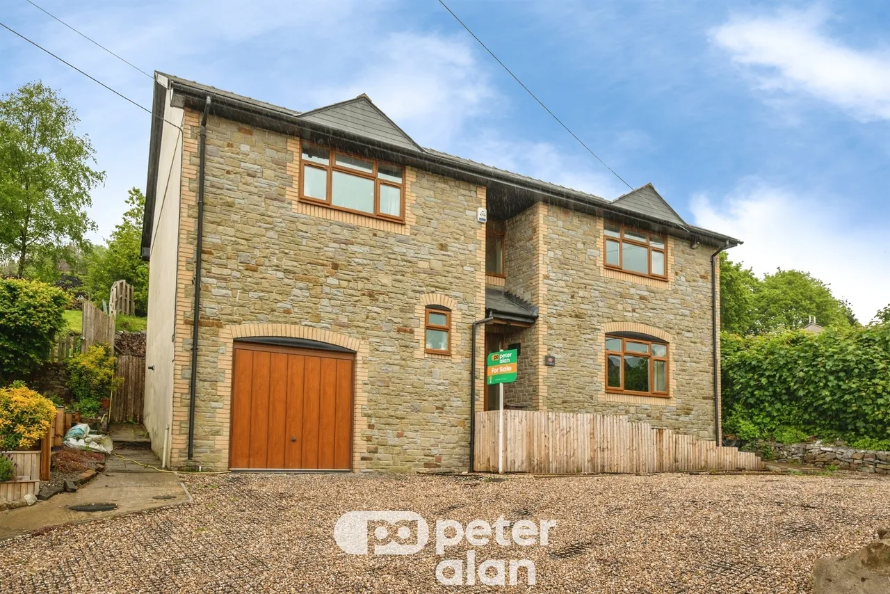 5 bed house for sale, Stoney Road, Pontypool, NP4