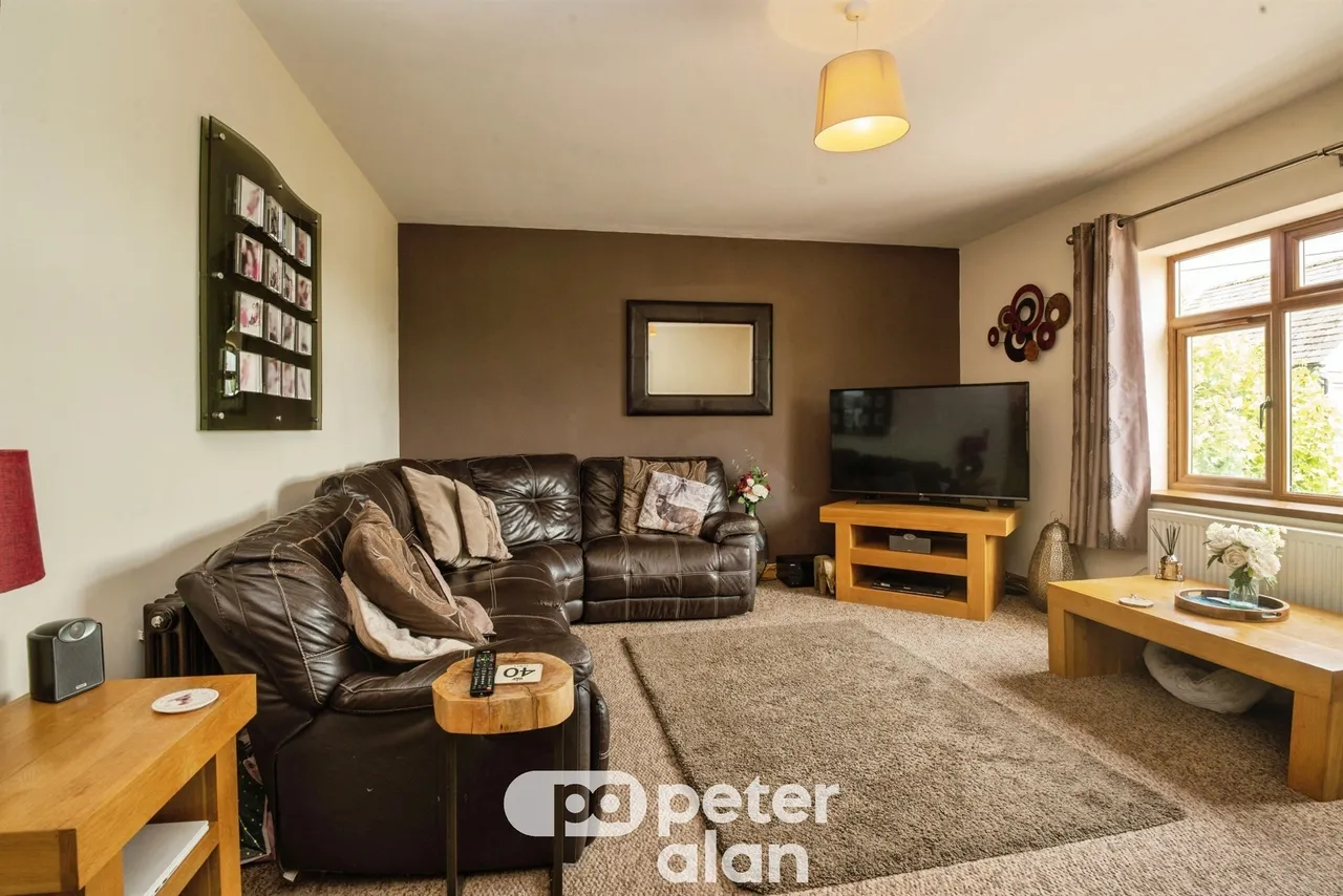 Stoney Road, Pontypool, NP4, photo 7