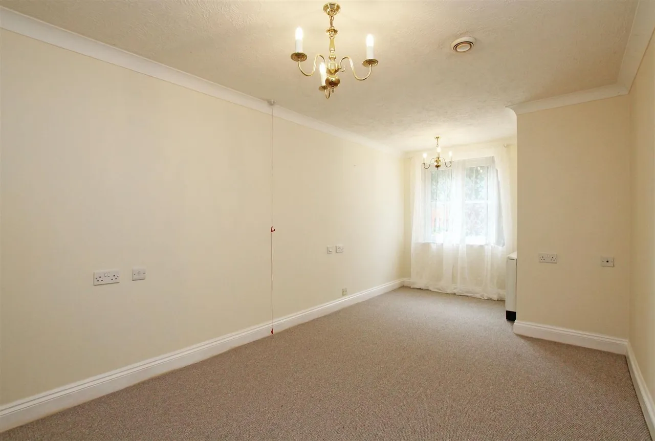 Deanery Close, Chichester, PO19, photo 6