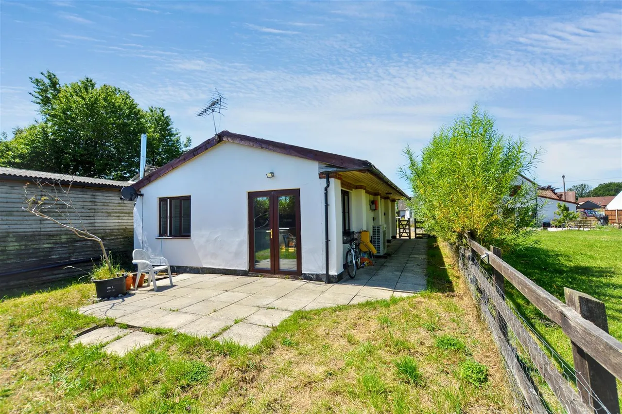 Hall Street, Briston, NR24, photo 39