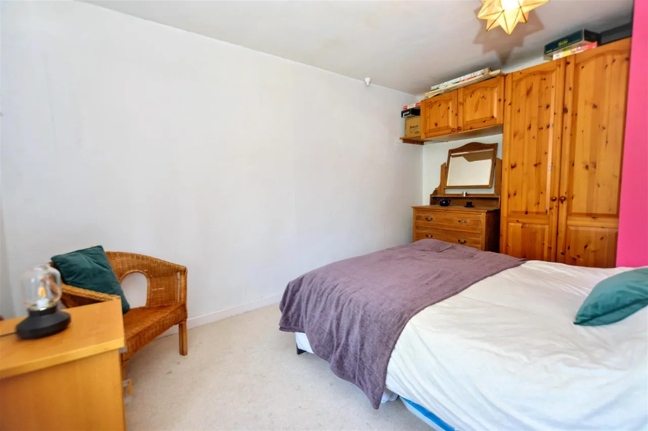 Hall Street, Briston, NR24, photo 10