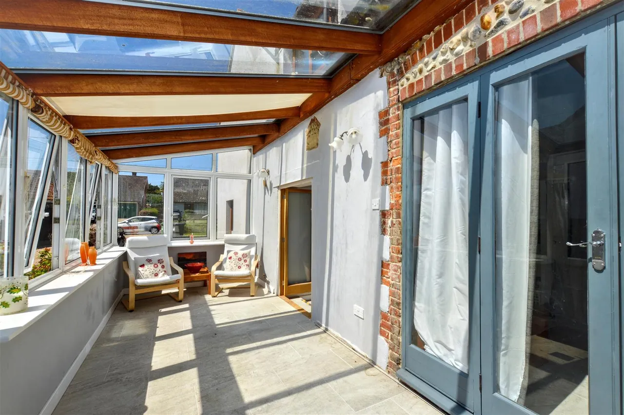 Hall Street, Briston, NR24, photo 9