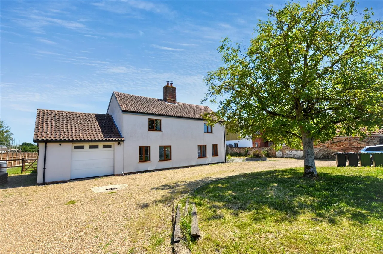 Hall Street, Briston, NR24, photo 44