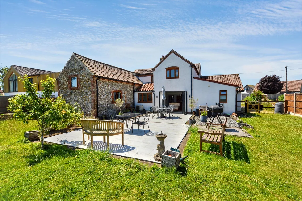 Hall Street, Briston, NR24, photo 41