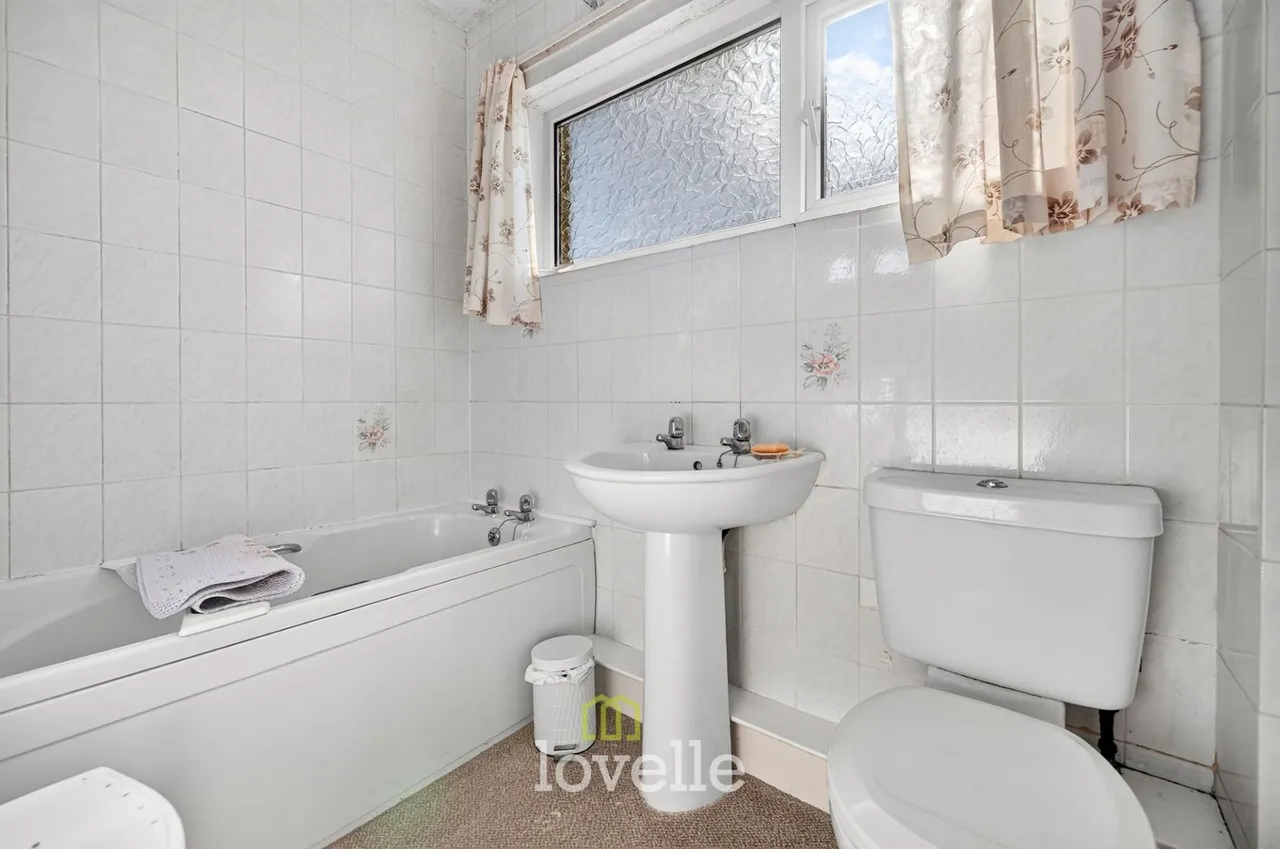 Rutland Drive, New Waltham, DN36, photo 20