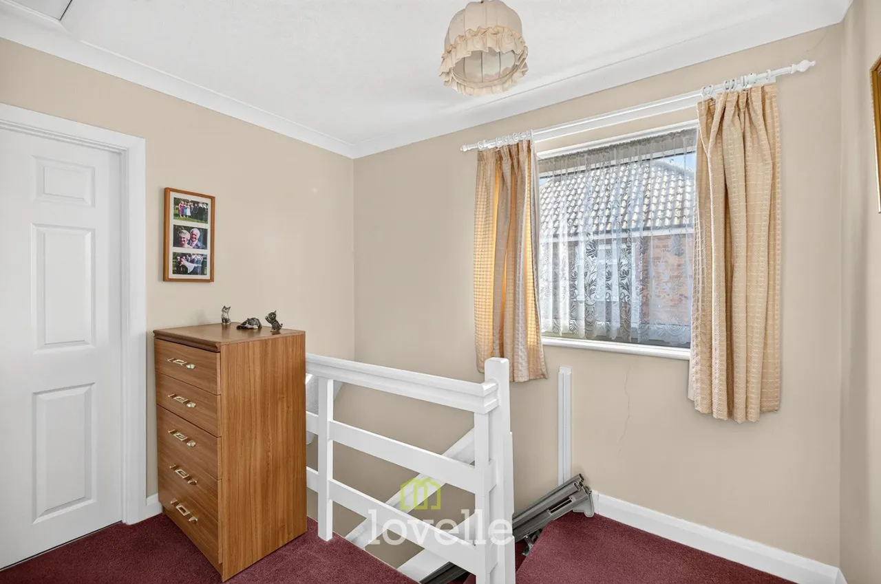 Rutland Drive, New Waltham, DN36, photo 13