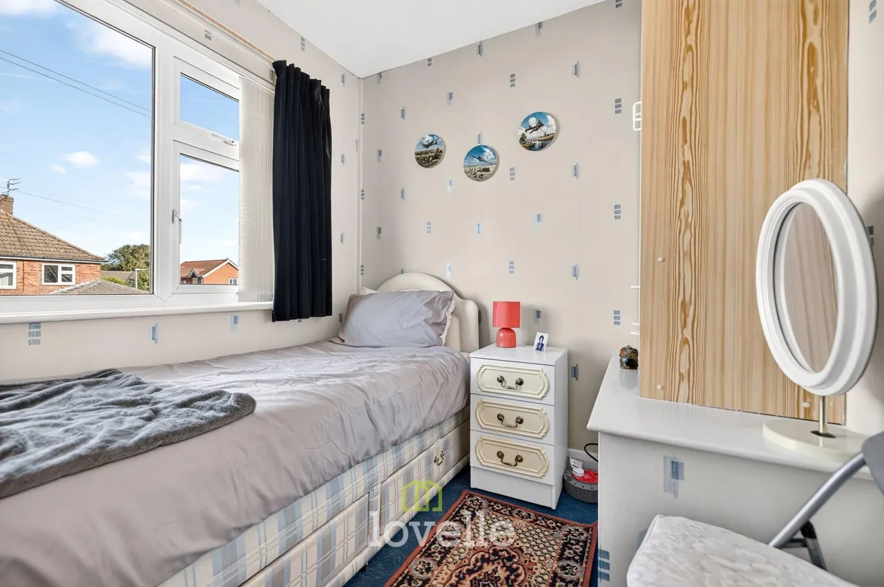 Rutland Drive, New Waltham, DN36, photo 18