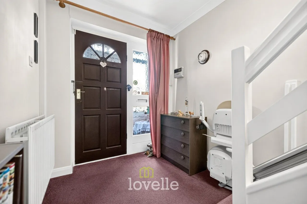 Rutland Drive, New Waltham, DN36, photo 6