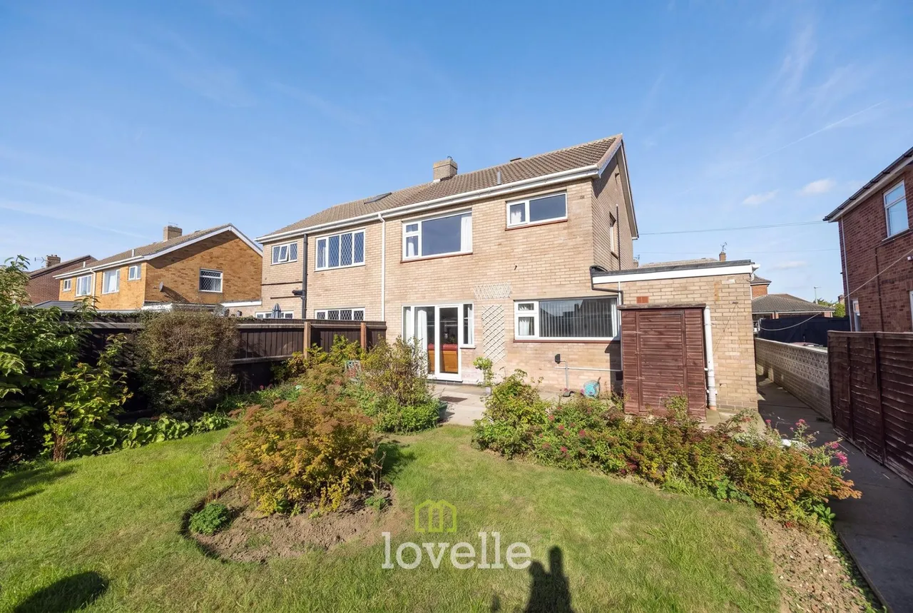 Rutland Drive, New Waltham, DN36, photo 4