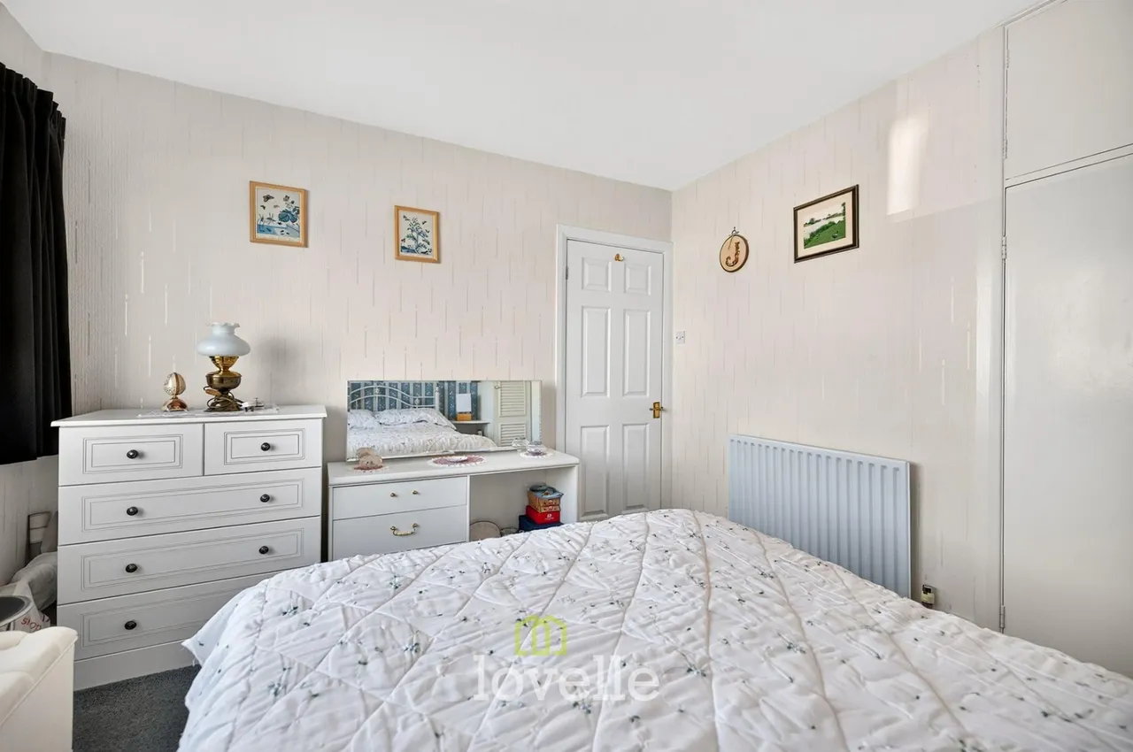 Rutland Drive, New Waltham, DN36, photo 15