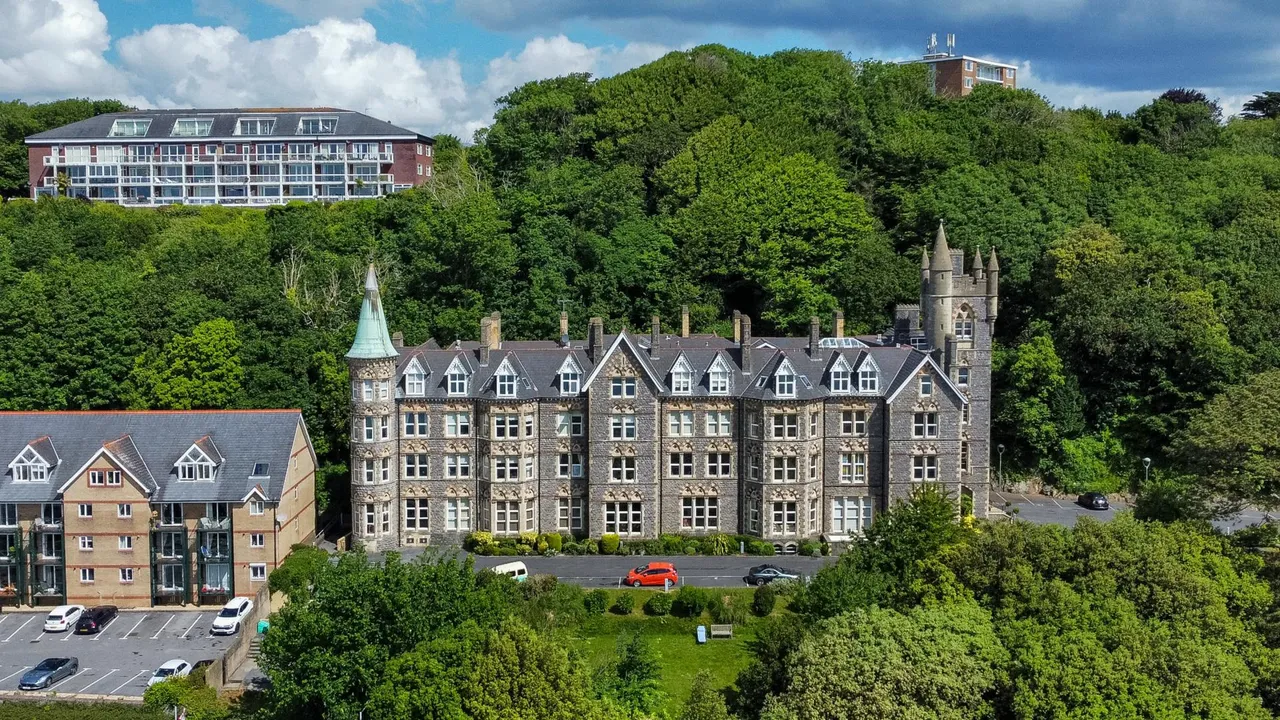 Langland Bay Manor, Langland, Swansea, SA3, photo 2