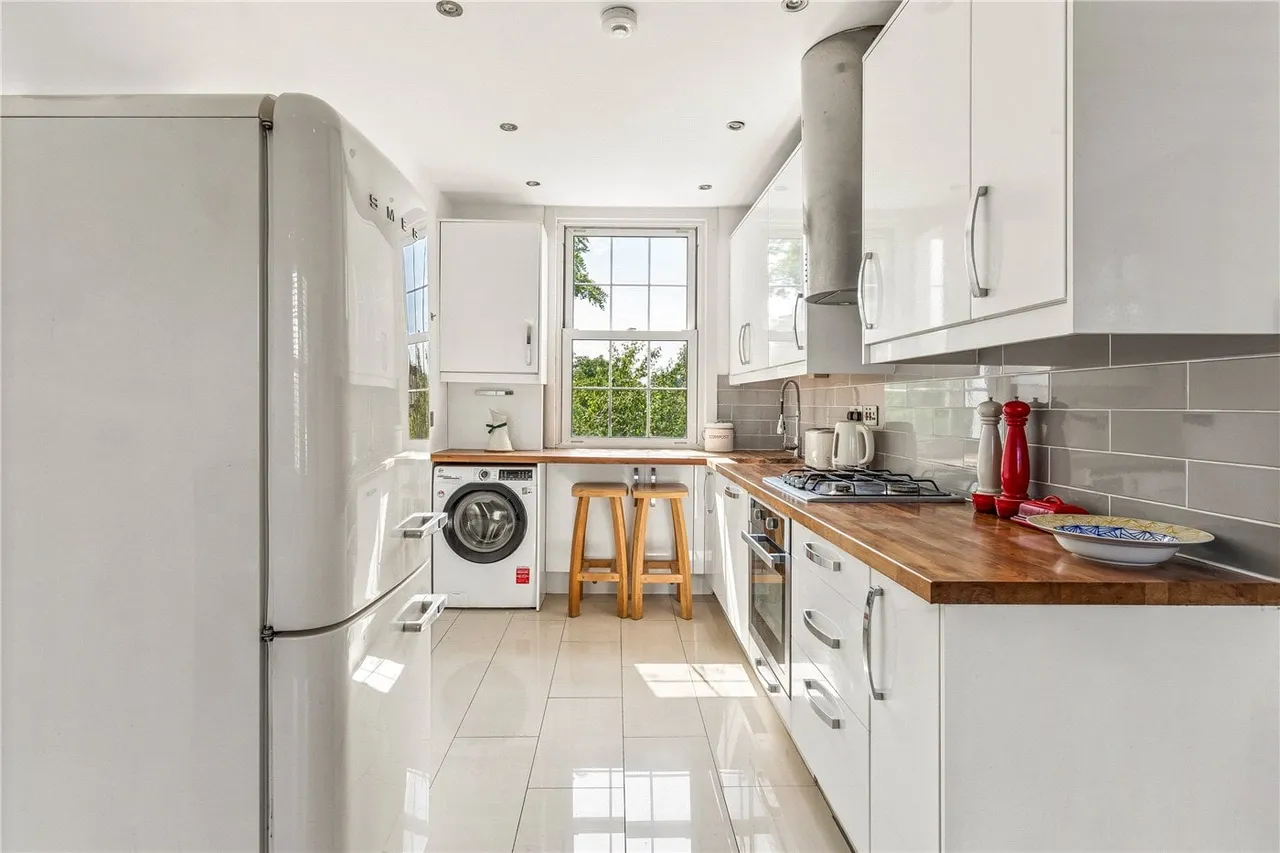 2 bed flat for sale — New North Road, London, N1