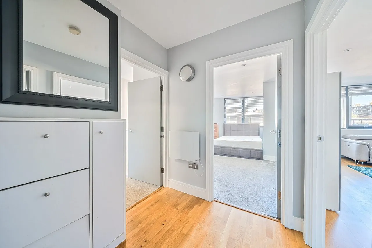 Southwark Bridge Road, Borough, London, SE1, photo 10