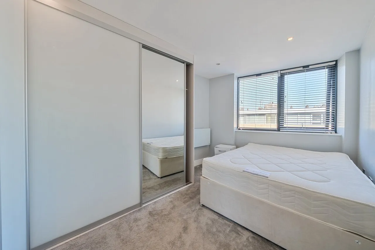 Southwark Bridge Road, Borough, London, SE1, photo 6