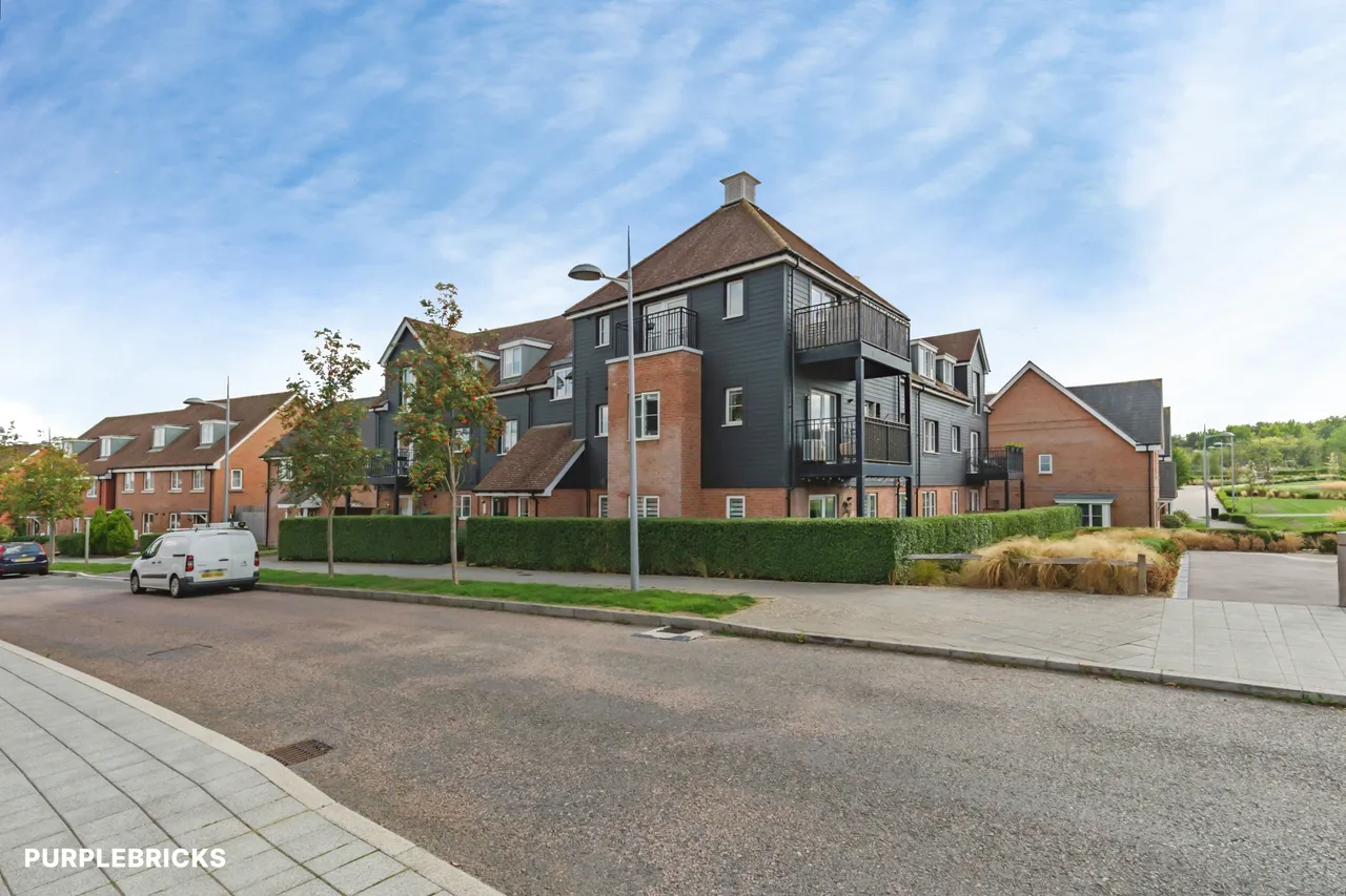 Illett Way, Horsham, RH12, photo 19