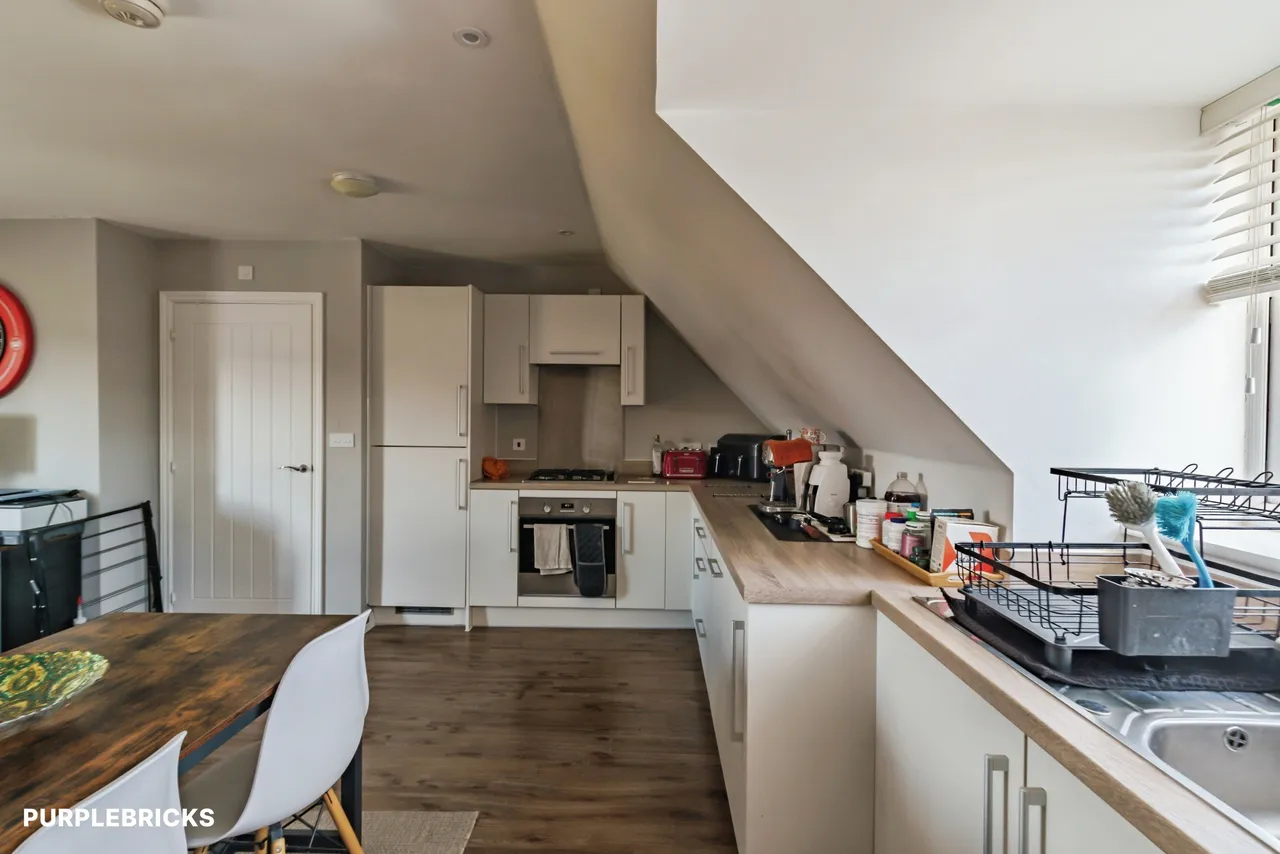 Illett Way, Horsham, RH12, photo 9
