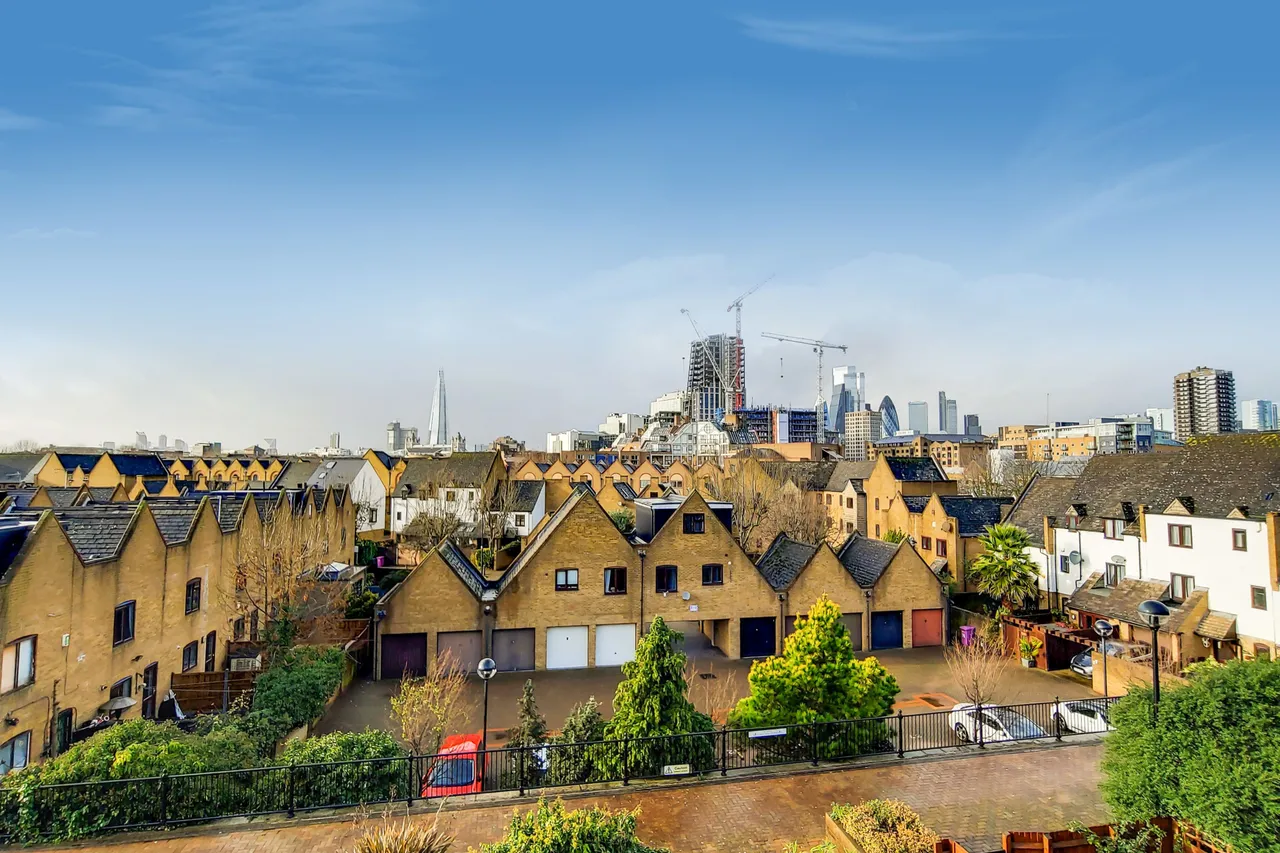 6 Wellington Terrace, London, photo 6
