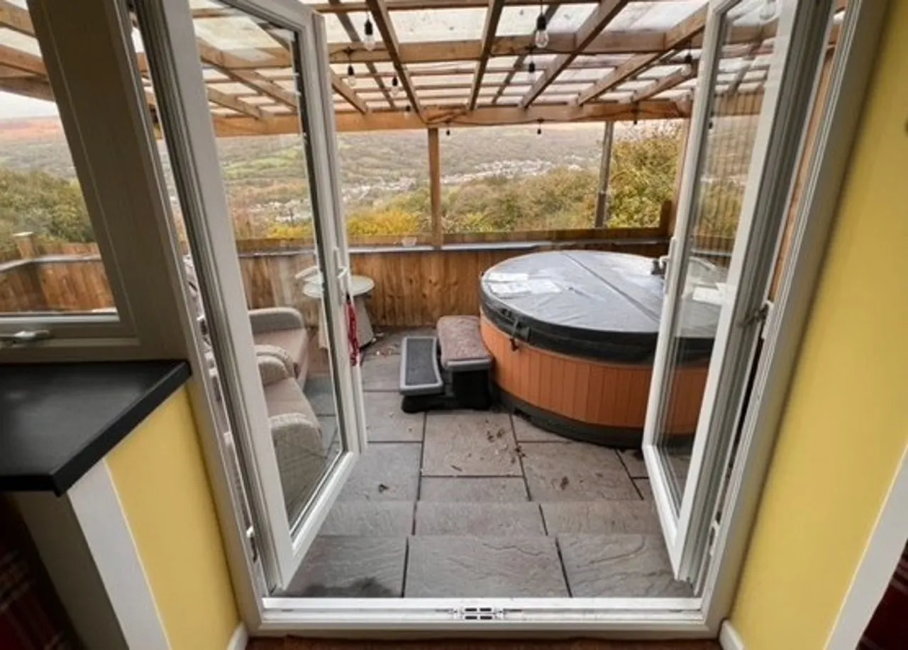 Ceidrim Road, Garnant, SA18, photo 20