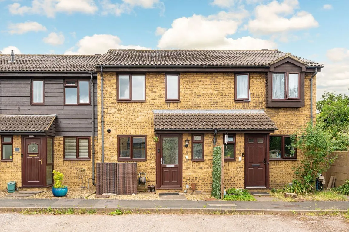 2 bed property for sale, Tanners Close, Walton-On-Thames, KT12