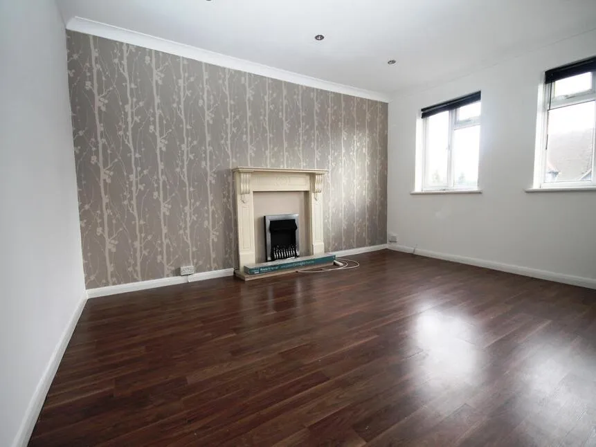 B 81 Main Road, Romford, RM2, photo 6