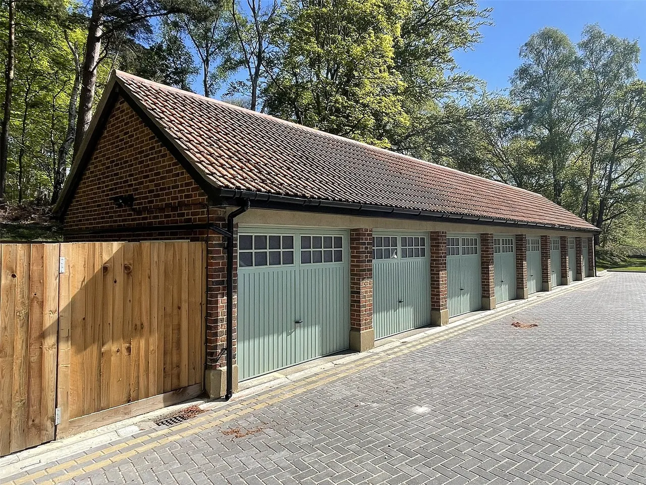 Brunswick Road, Deepcut, Camberley, Surrey, GU16 6UR, photo 15