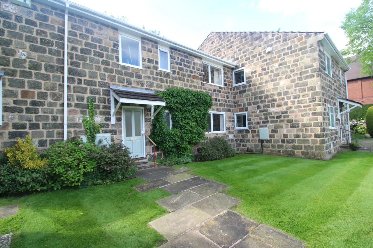 2 bed flat to rent, Queens Road, Harrogate, HG2