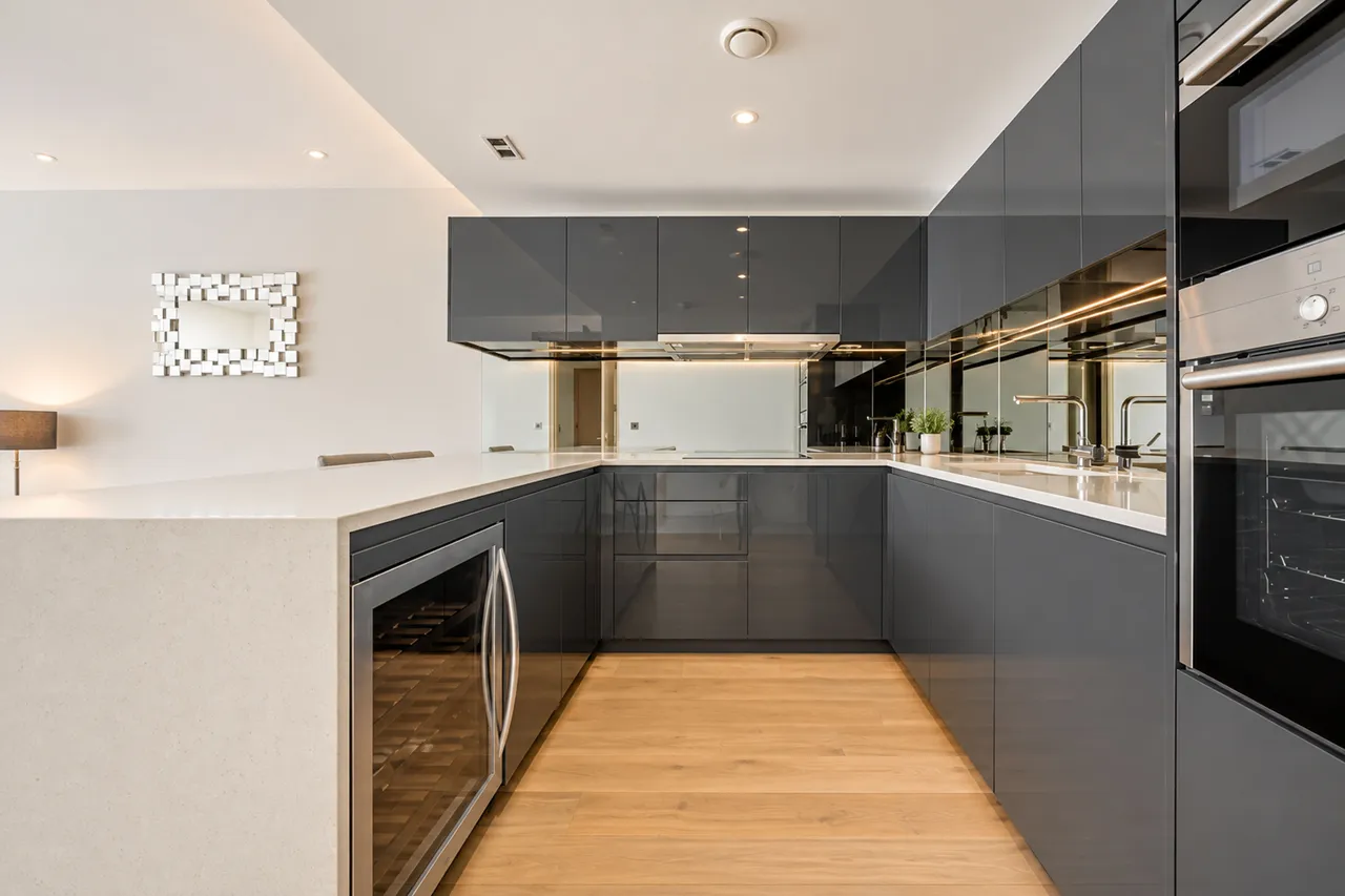 5 Faulkner House, Tierney Lane, London, photo 2