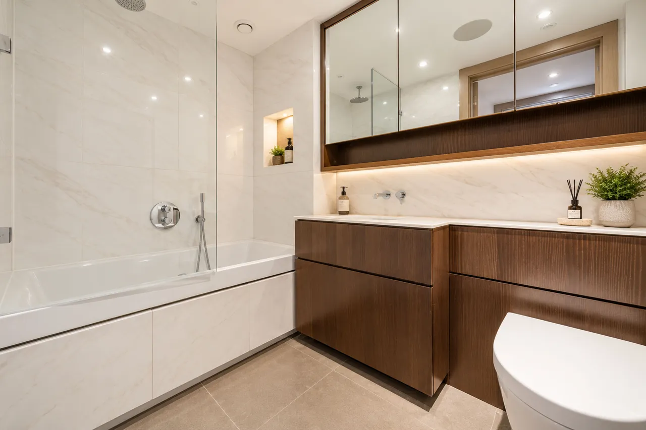 5 Faulkner House, Tierney Lane, London, photo 4