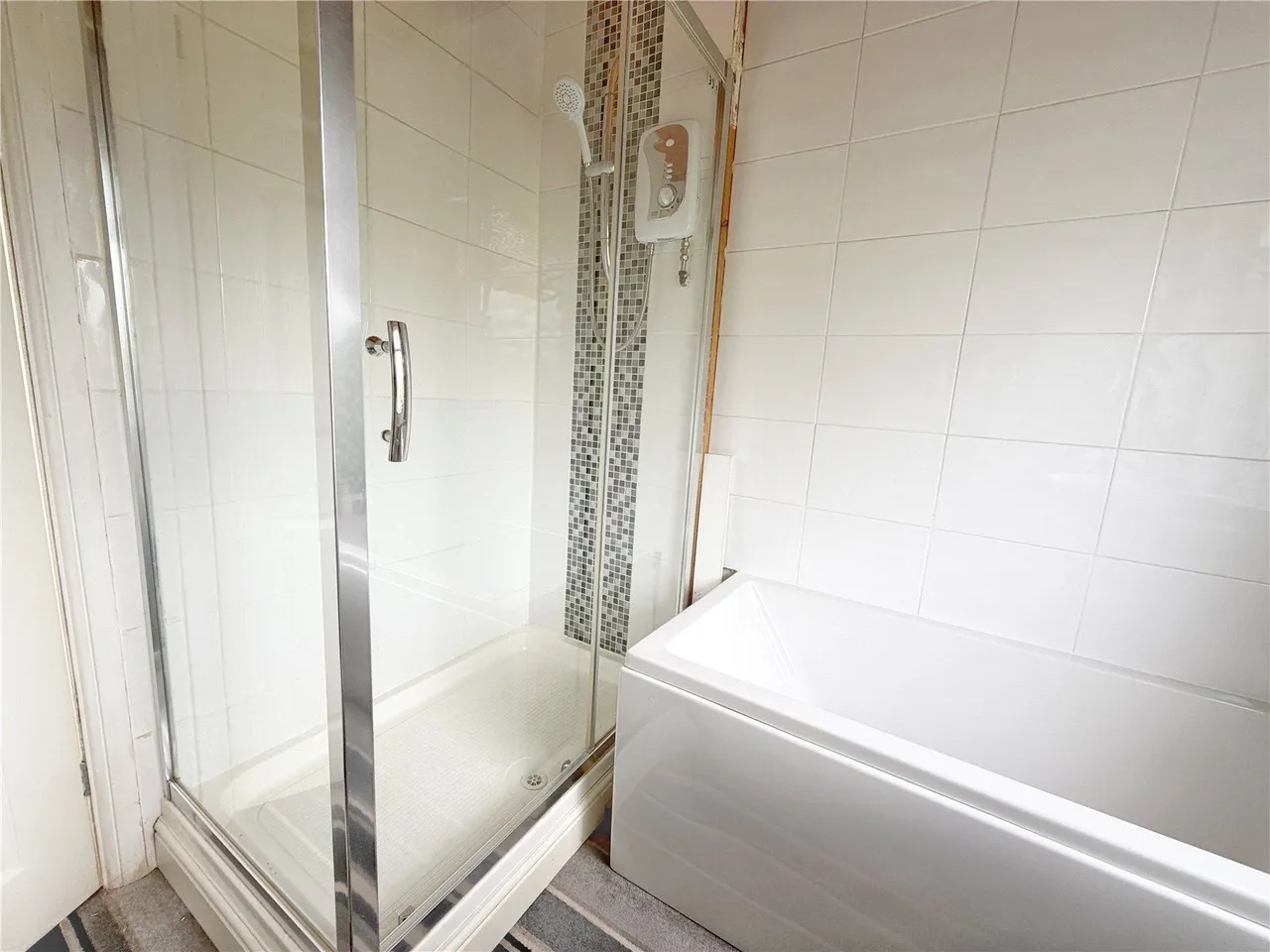 Springfield Road, Middleton, M24, photo 17