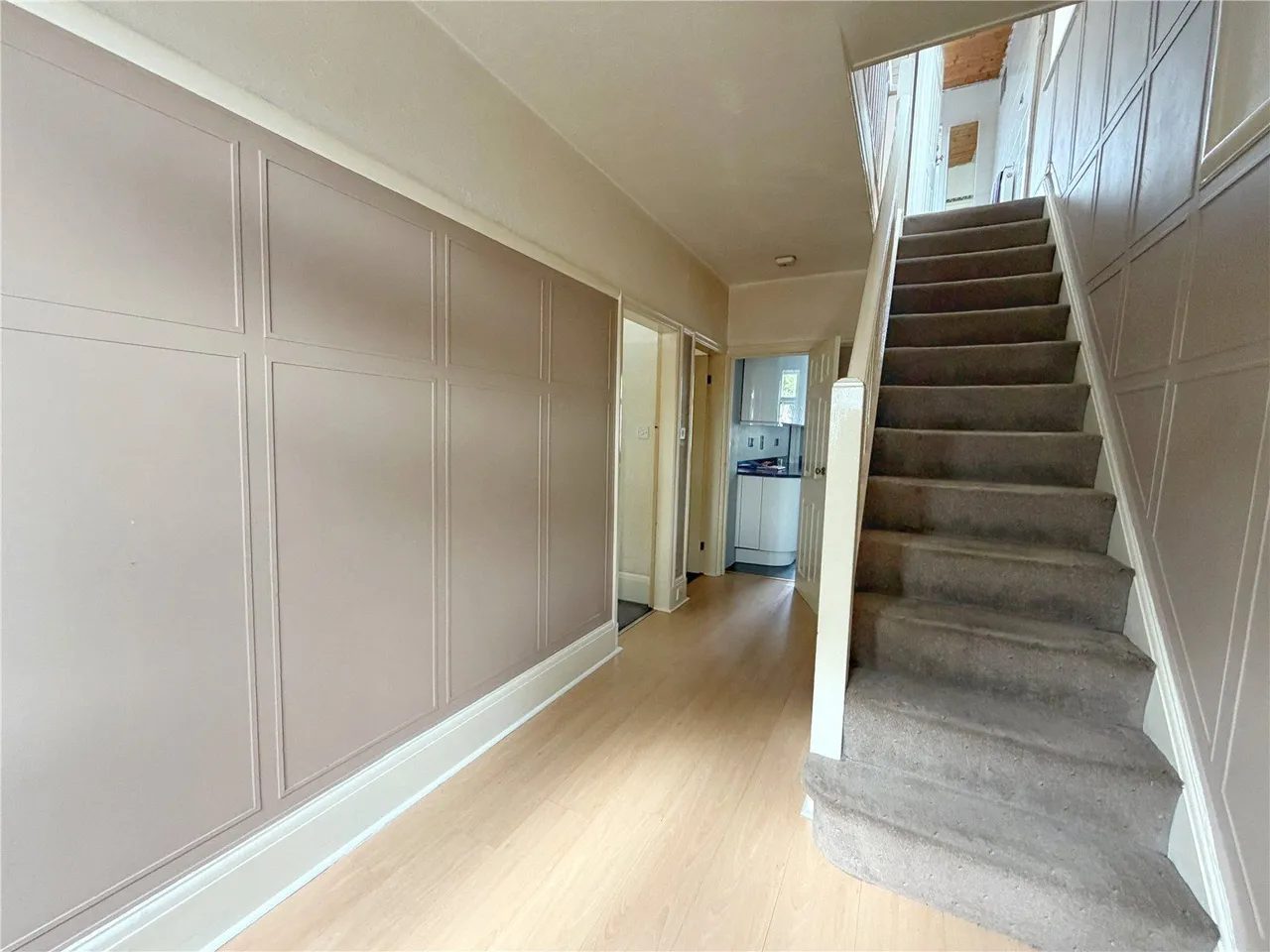 Springfield Road, Middleton, M24, photo 4