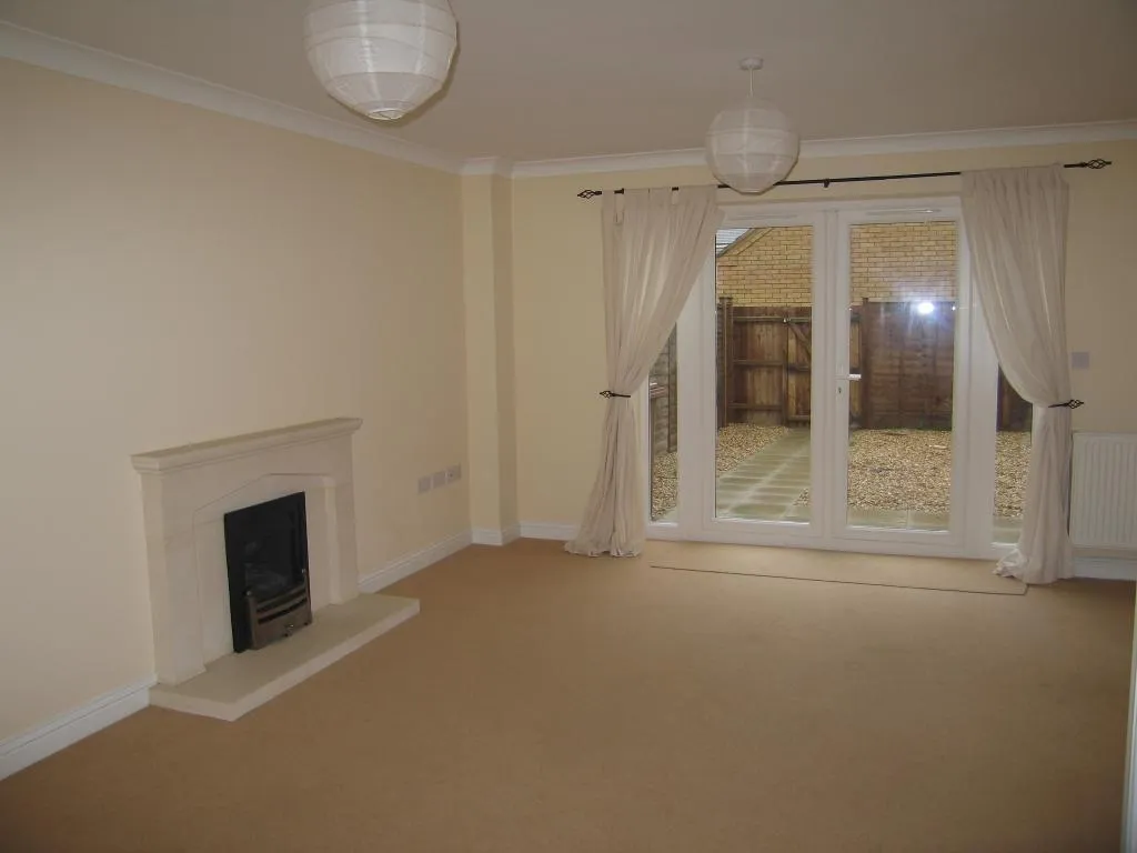 Harn Road, Hampton Centre, Peterborough, photo 3