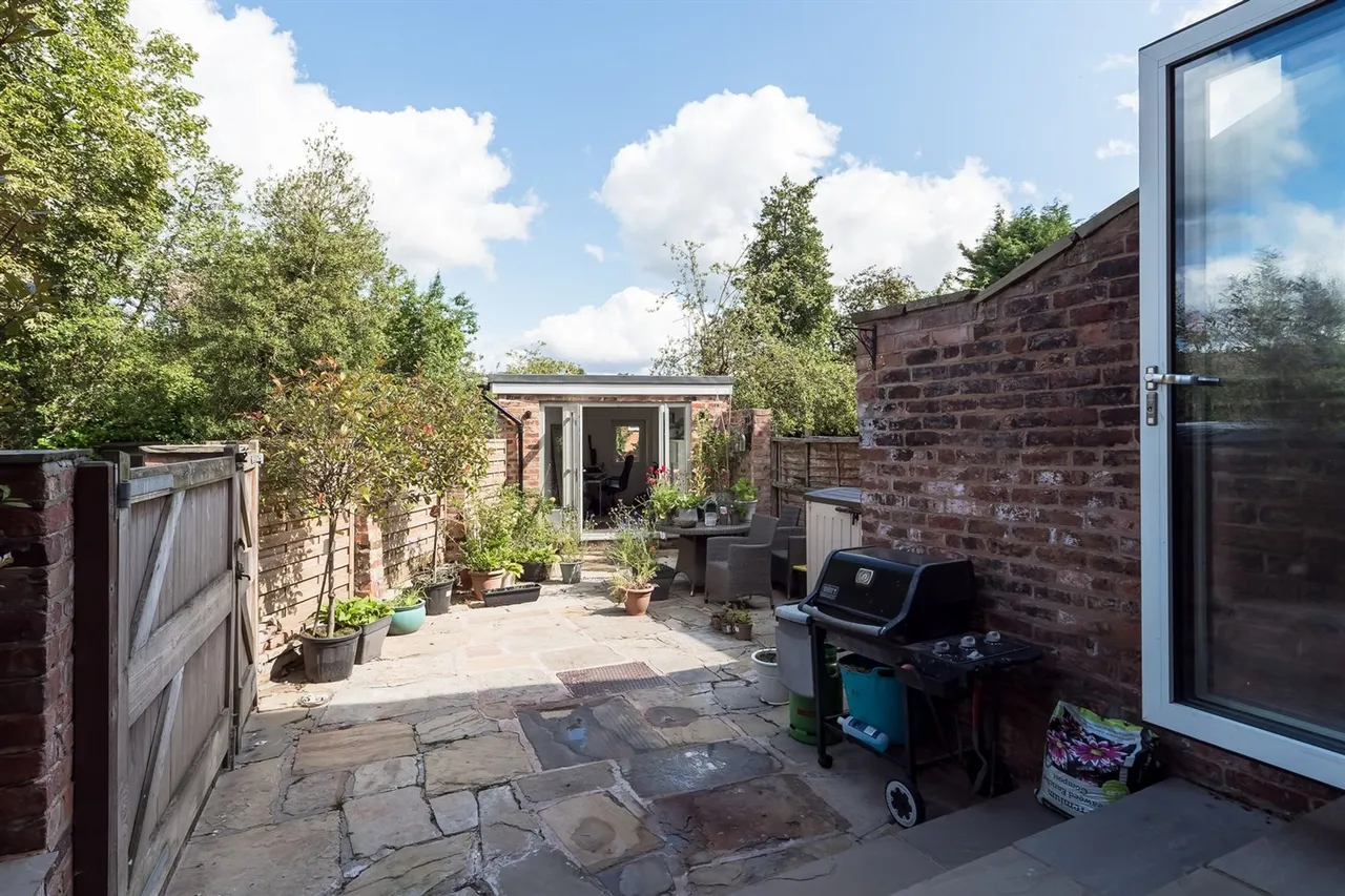 Moss Lane, Alderley Edge, photo 18