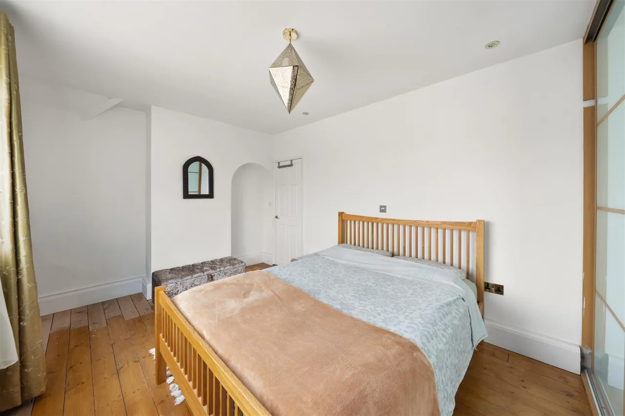 The Alders, Hounslow, photo 8