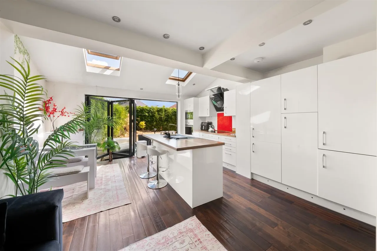 The Alders, Hounslow, photo 6