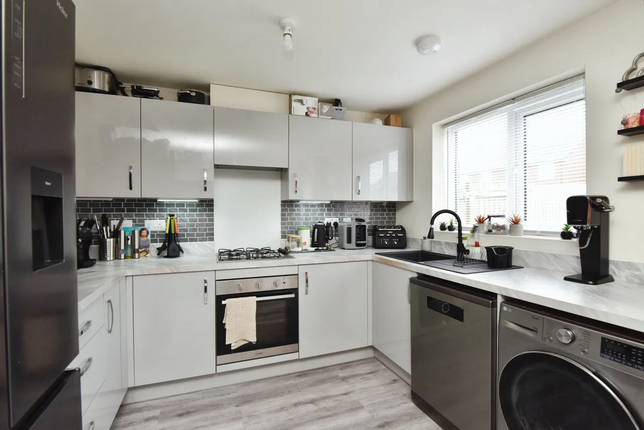 Buckthorn Drive, Stoke-on-Trent, Staffordshire, ST6, photo 4