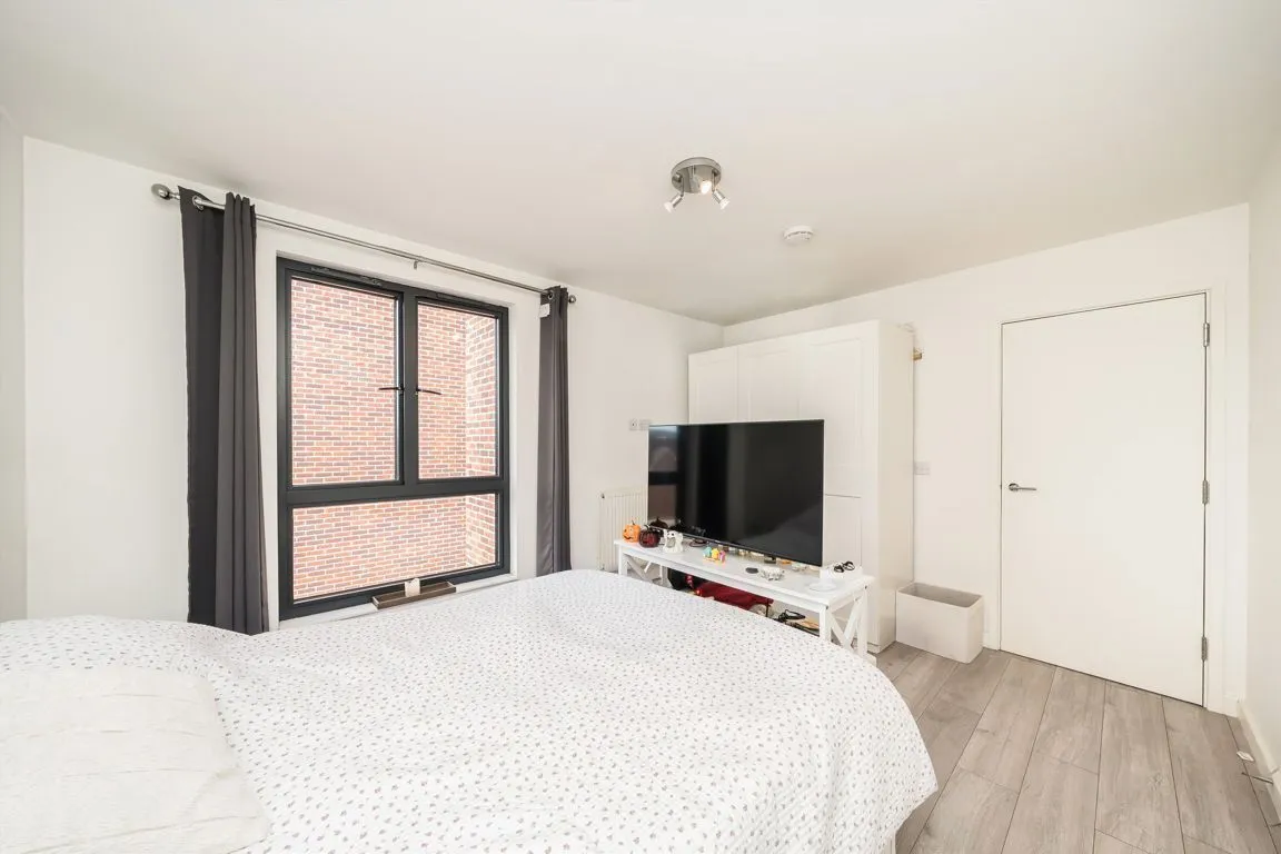 Nipper Alley, KT1, photo 4
