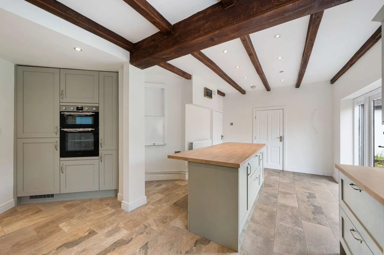 Buxton Road, Leek, Staffordshire, ST13 6NF, photo 12