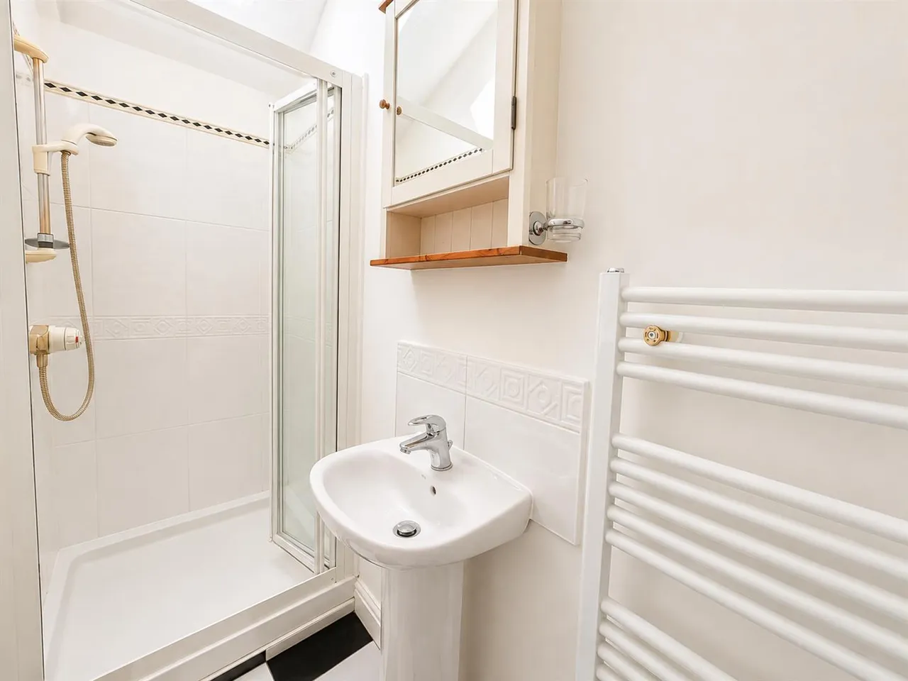 Doveston Road, Sale, M33, photo 16