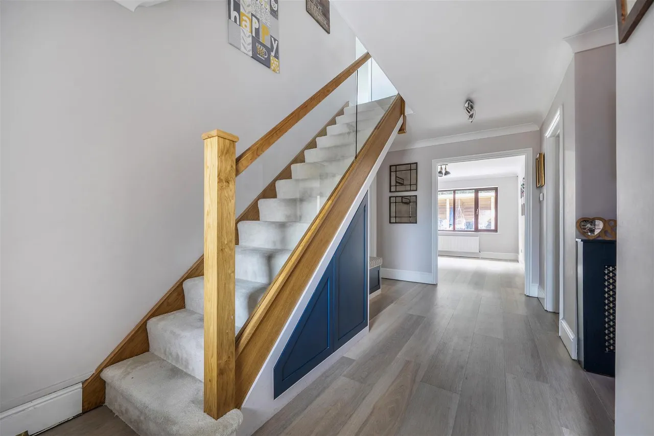 Segensworth Road, Fareham, photo 10