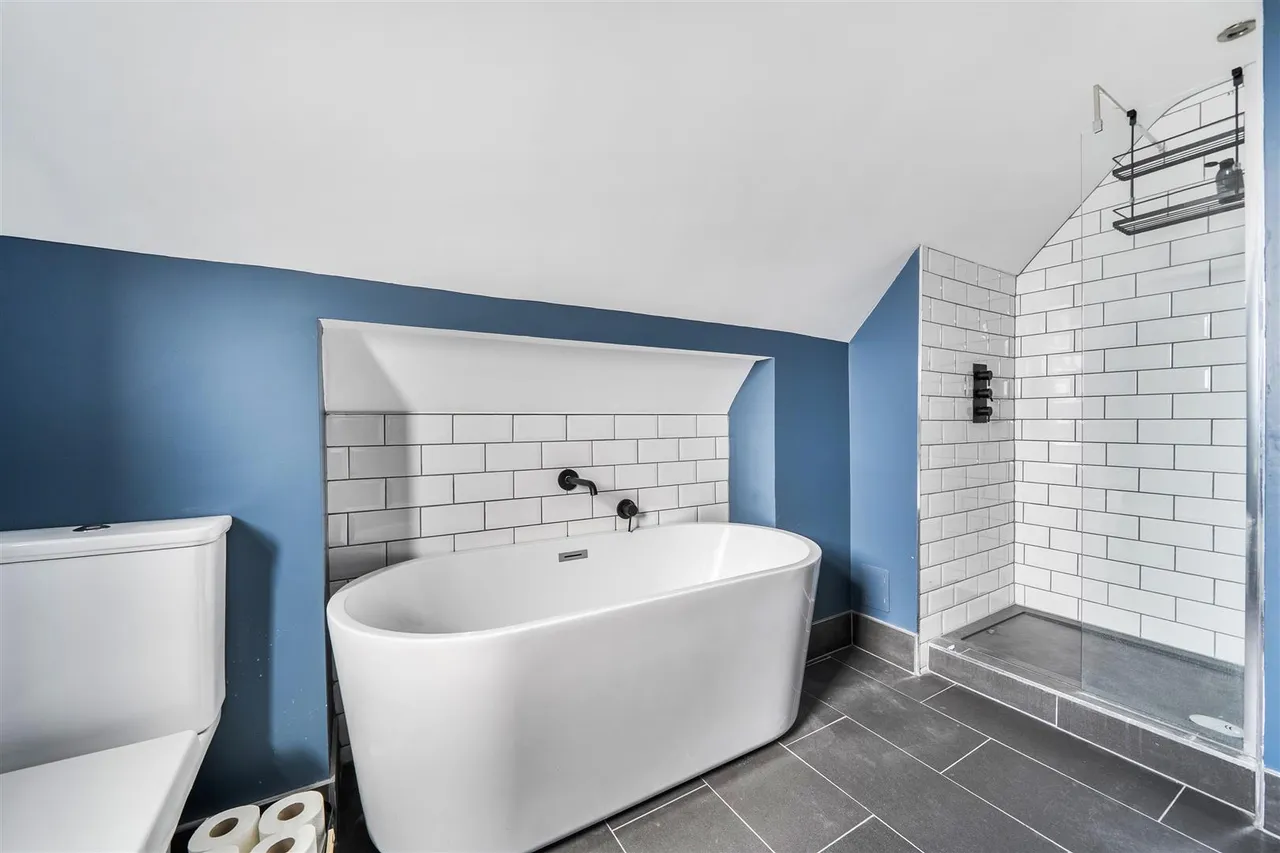 Segensworth Road, Fareham, photo 13