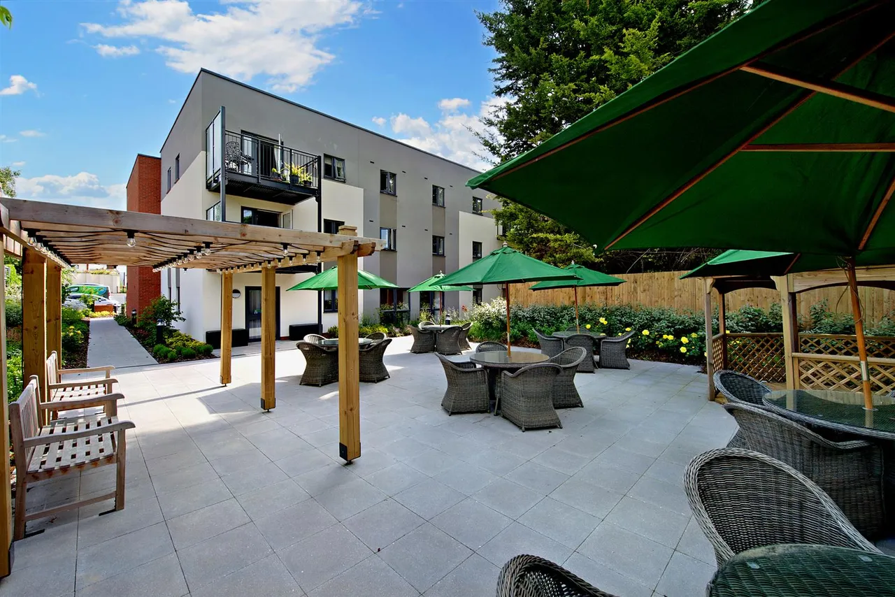 2 bed flat for sale, South Street, Taunton, TA1