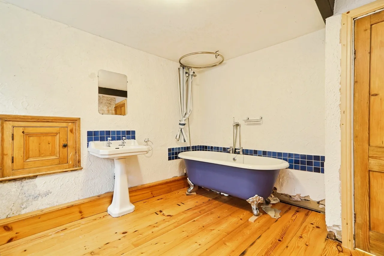 Moorside Road, BRADFORD, photo 9
