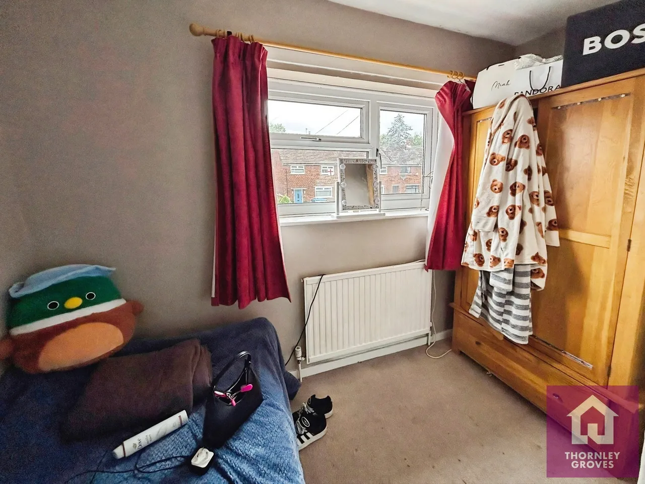 Narbonne Avenue, Eccles, M30, photo 9