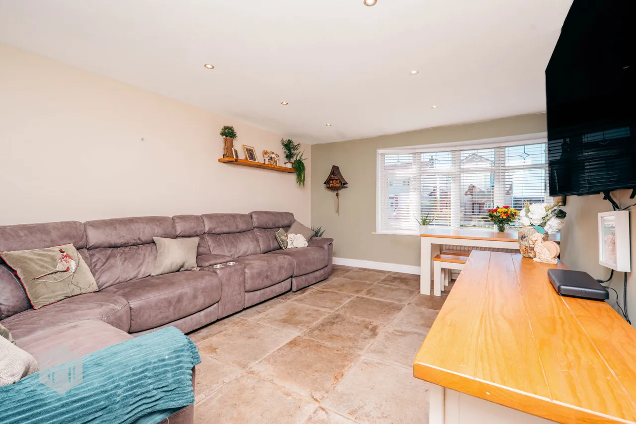 Hough Fold Way, Bolton, BL2 3PY, photo 3