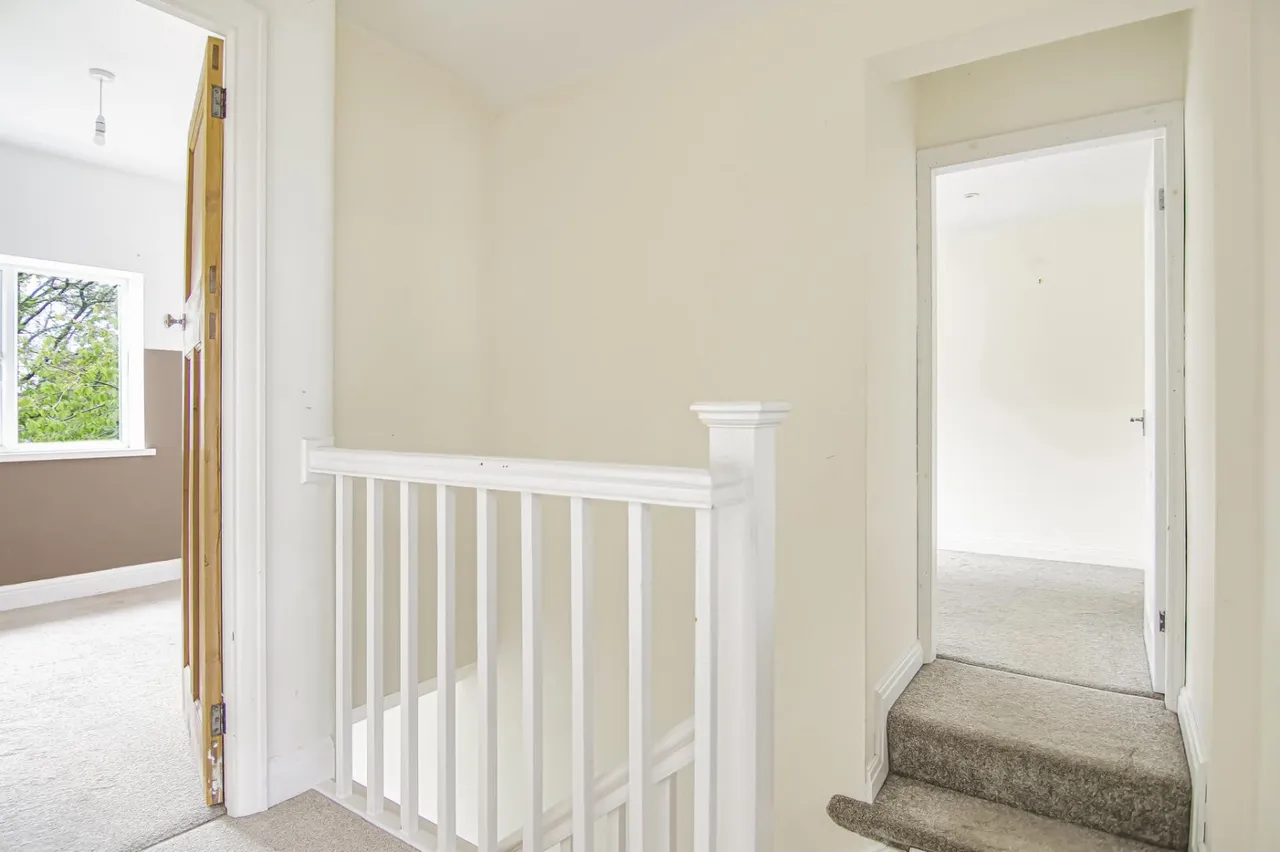 Carr Lane, Rawdon, LS19, photo 15