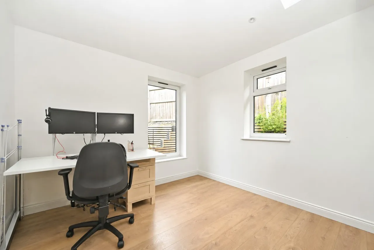 Carr Lane, Rawdon, LS19, photo 6