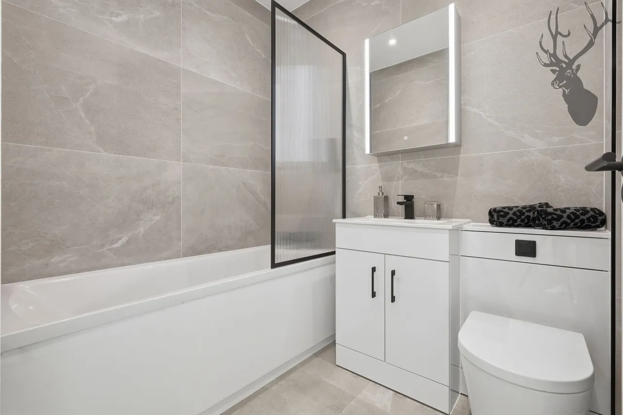 Woodford Green, IG8, photo 26