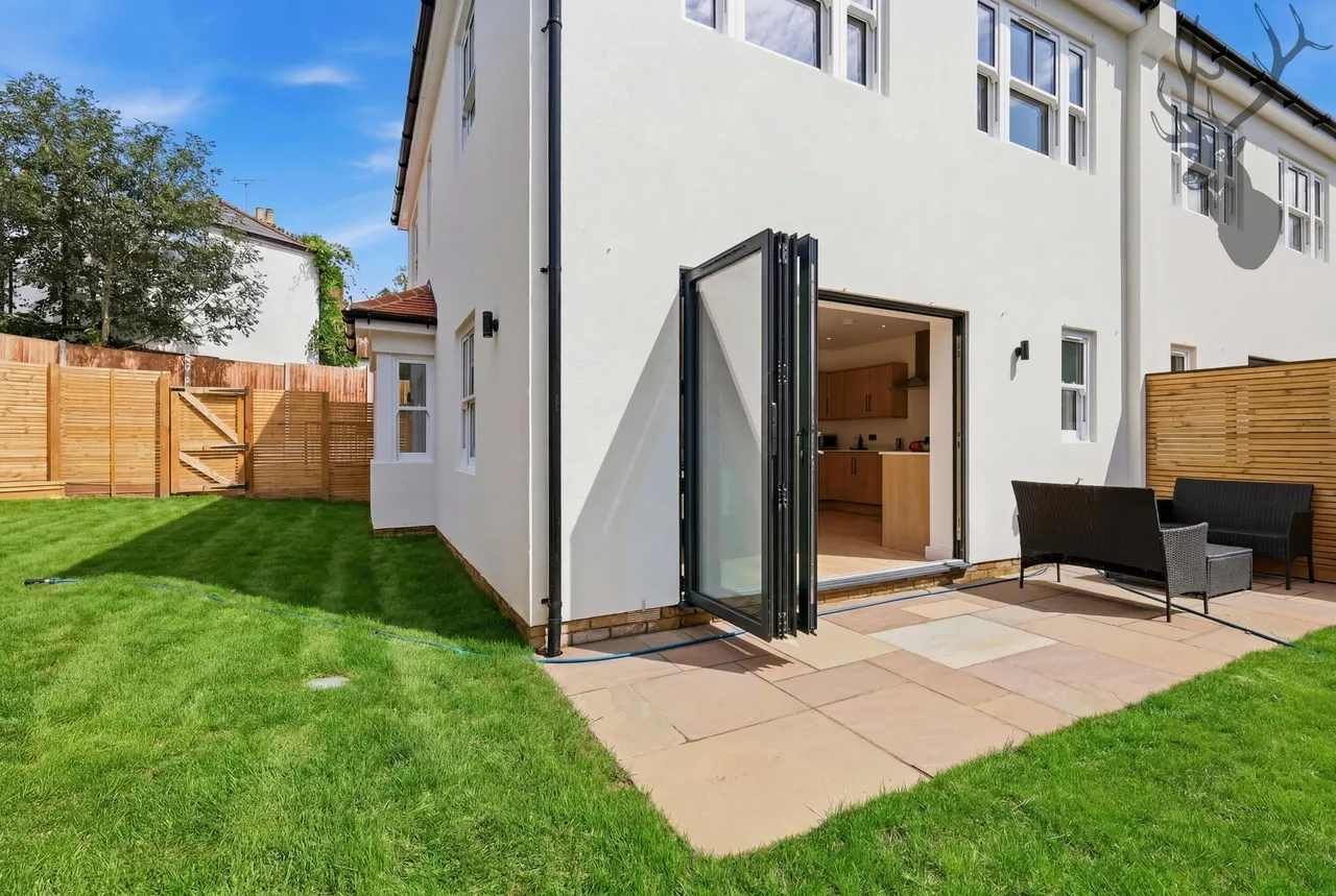 Woodford Green, IG8, photo 30
