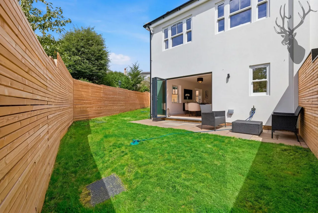 Woodford Green, IG8, photo 29